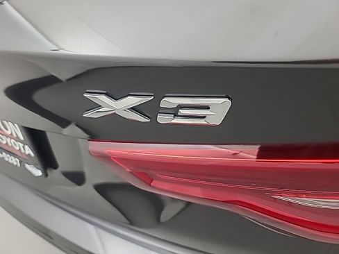 Used 2018 BMW X3 xDrive30i w/ Convenience Package AWD/4WD image 11