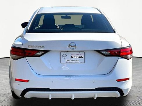 Used 2022 Nissan Sentra S image 6