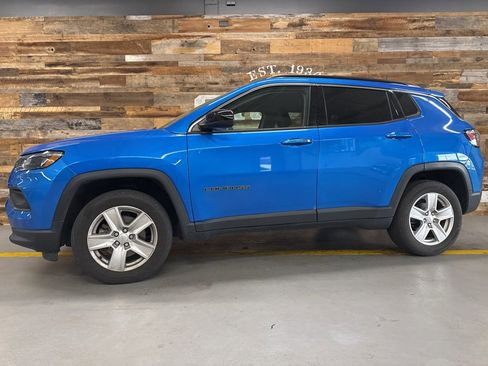 Used 2022 Jeep Compass Latitude w/ Convenience Group image 12