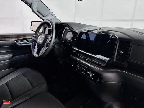 Used 2024 GMC Sierra 1500 Elevation AWD/4WD image 28
