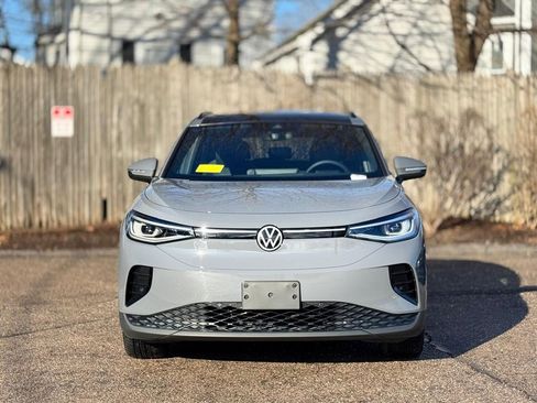 Used 2024 Volkswagen ID.4 Pro S image 9