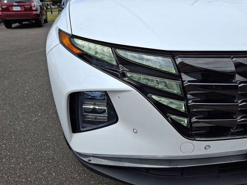 Certified 2022 Hyundai Tucson Limited image 34