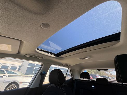 New 2026 Hyundai Venue SEL image 34