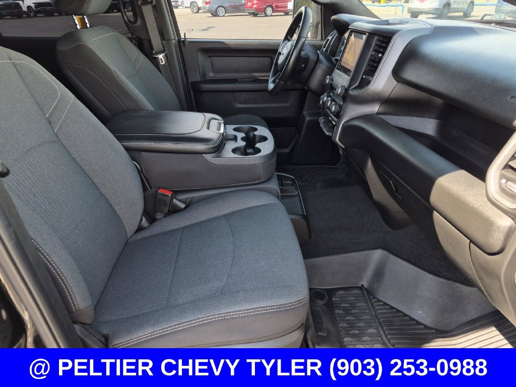 Used 2024 RAM 2500 Tradesman w/ Chrome Appearance Group AWD/4WD image 12