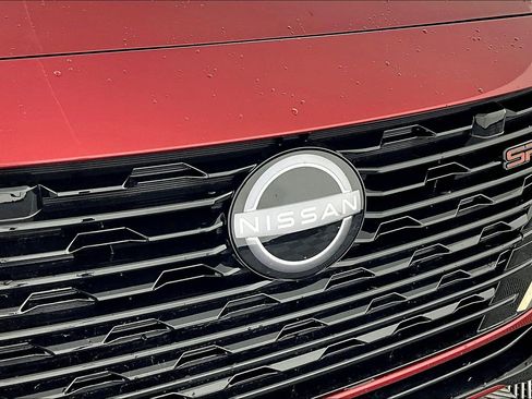 Used 2024 Nissan Sentra SR image 32