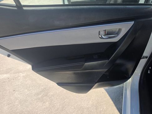 Used 2017 Toyota Corolla LE FWD image 20