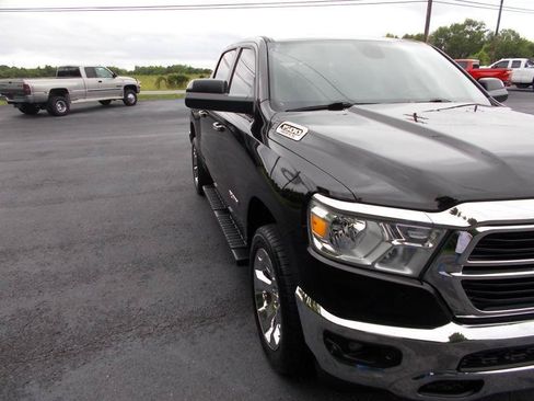 Used 2019 RAM 1500 Big Horn AWD/4WD image 10