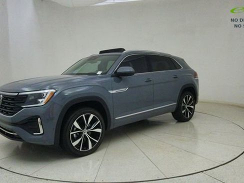 Used 2025 Volkswagen Atlas Cross Sport SEL Premium R-Line image 72