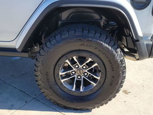 Used 2024 Jeep Wrangler Rubicon 392 image 12