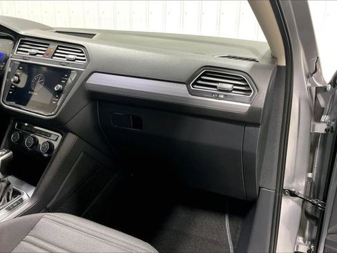 Used 2024 Volkswagen Tiguan S image 16