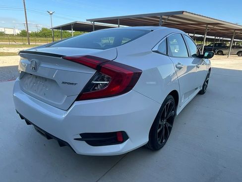 Used 2019 Honda Civic Sport image 15