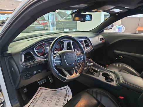 Used 2023 Dodge Challenger SRT Hellcat RWD image 16