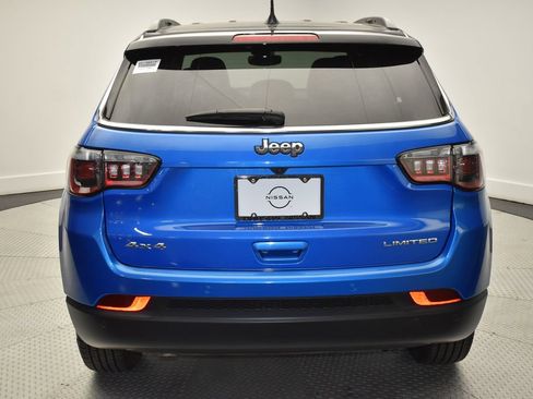 Used 2025 Jeep Compass Limited AWD/4WD image 6