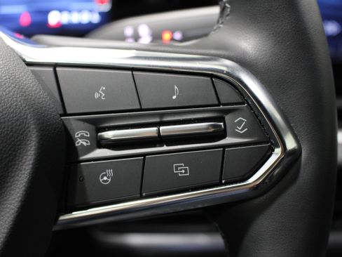Used 2026 Chevrolet Equinox LT FWD image 12