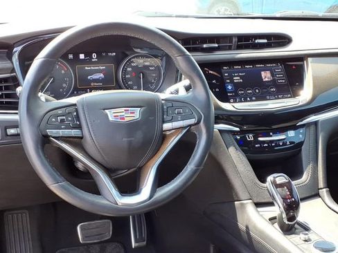 Certified 2024 Cadillac XT6 Sport w/ Platinum Package AWD/4WD image 13