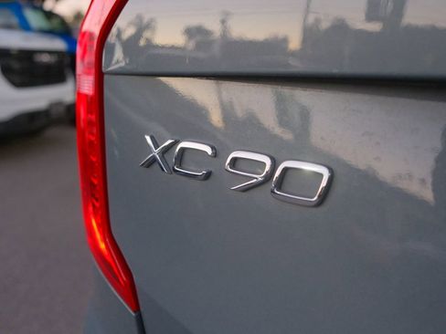 Used 2020 Volvo XC90 T8 Inscription w/ Protection Package Premier image 26