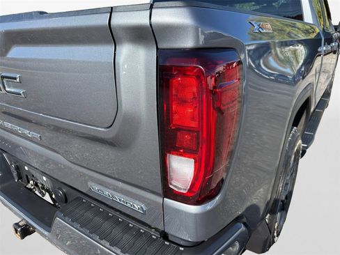 Used 2021 GMC Sierra 1500 Elevation w/ LPO, Elevation Black Package image 18