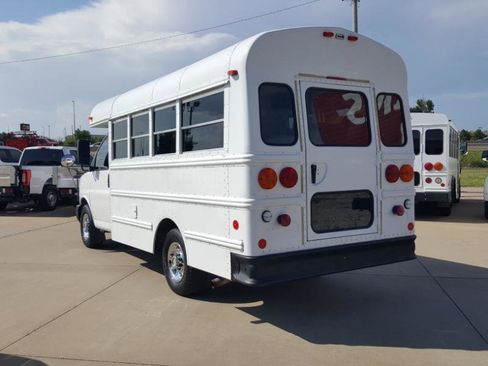 Used 2007 Chevrolet Express 3500 G3500 w/ School Bus Package image 9