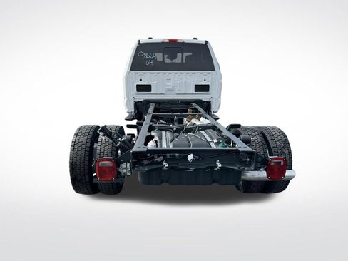 New 2026 Ford F450 XL w/ XL Chrome Package image 7