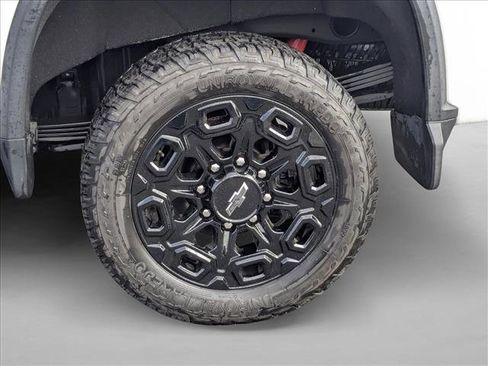 Used 2022 Chevrolet Silverado 2500 LTZ w/ LTZ Plus Package image 20