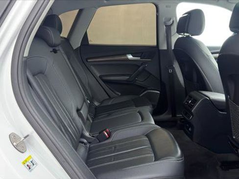 Used 2023 Audi Q5 2.0T Premium Plus w/ Premium Plus Package AWD/4WD image 19
