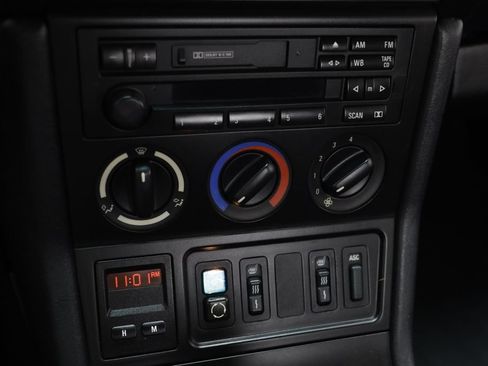 Used 1997 BMW Z3 1.9 RWD image 9
