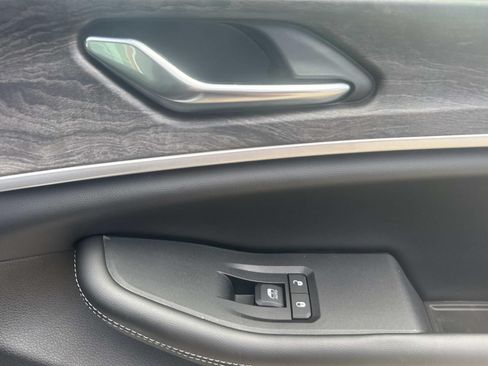 New 2026 Jeep Grand Cherokee Altitude RWD image 15