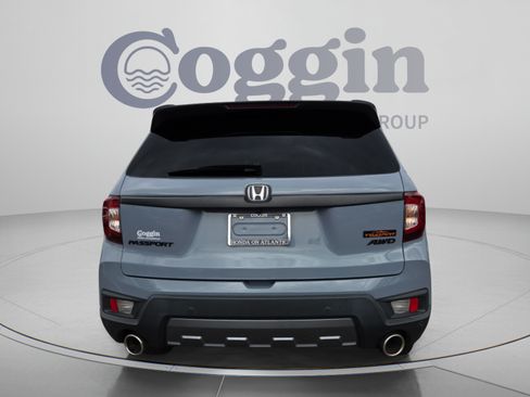 Used 2023 Honda Passport TrailSport image 4