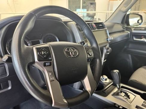 Used 2016 Toyota 4Runner 4WD image 26