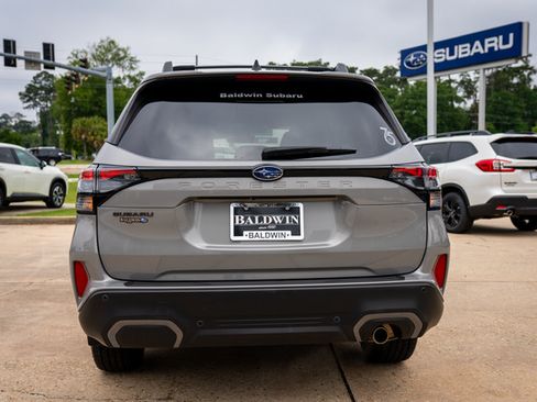 Certified 2025 Subaru Forester Limited AWD/4WD image 5