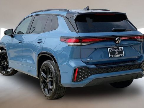 Certified 2025 Volkswagen Tiguan SE R-Line AWD/4WD image 12