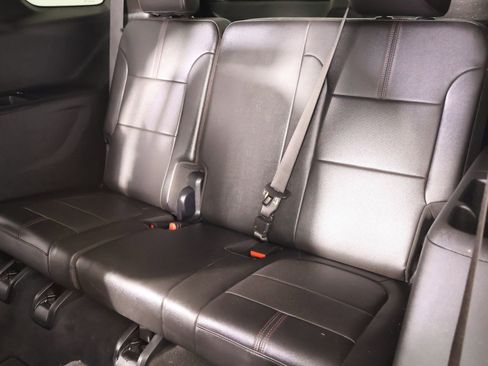 Used 2023 Chevrolet Traverse RS image 15