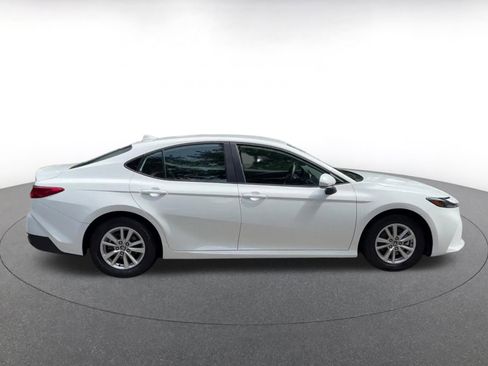 Used 2025 Toyota Camry LE FWD image 16