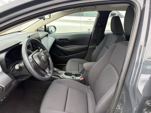 Used 2026 Toyota Corolla LE FWD image 2