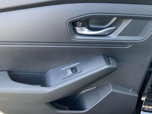 New 2025 Honda Accord SE image 11