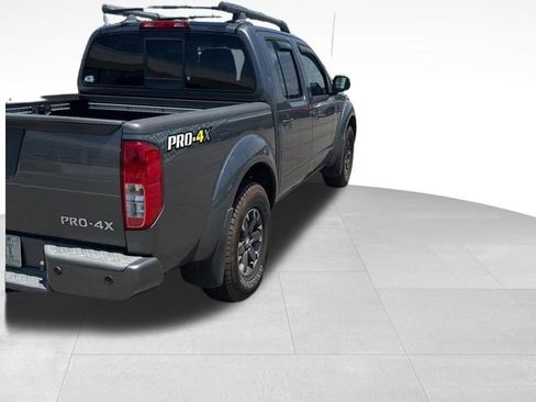 Used 2016 Nissan Frontier PRO-4X w/ Pro-4x Luxury Package AWD/4WD image 11
