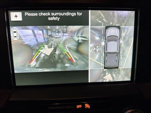 Used 2018 Ford F150 Platinum w/ Equipment Group 701A Luxury image 27