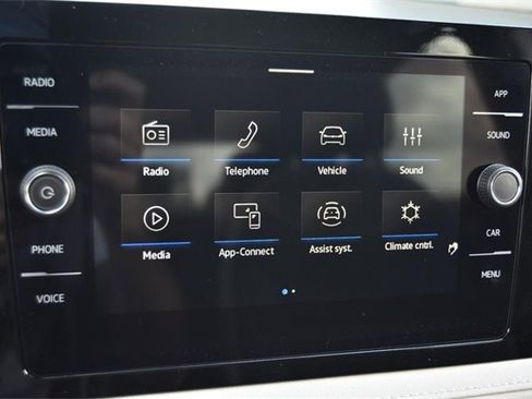 New 2025 Volkswagen Taos SE image 13