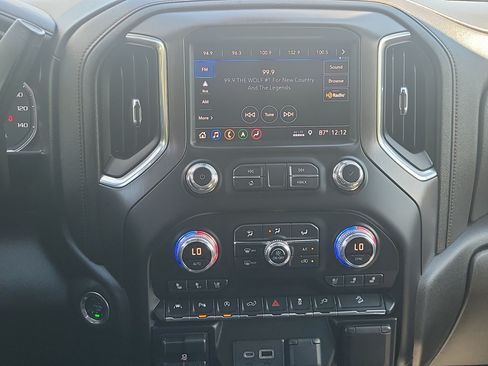 Used 2019 GMC Sierra 1500 AT4 w/ AT4 Premium Package AWD/4WD image 25
