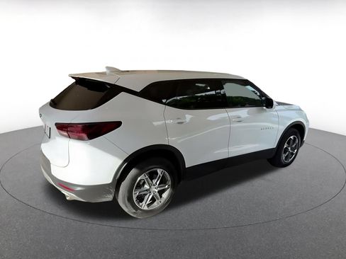 Used 2026 Chevrolet Blazer LT FWD image 15
