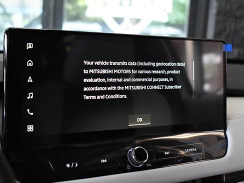New 2026 Mitsubishi Outlander SE FWD image 23
