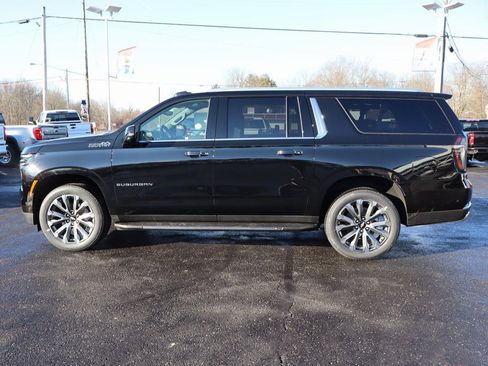 New 2026 Chevrolet Suburban High Country image 35