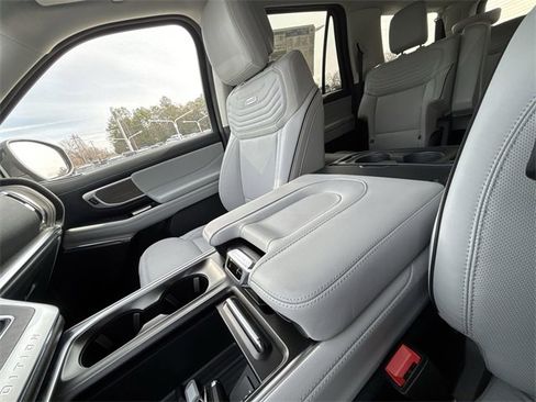 New 2026 Ford Expedition Max Platinum w/ Platinum Ultimate Package image 24