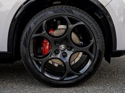 New 2025 Alfa Romeo Stelvio Sprint w/ Veloce Package image 12