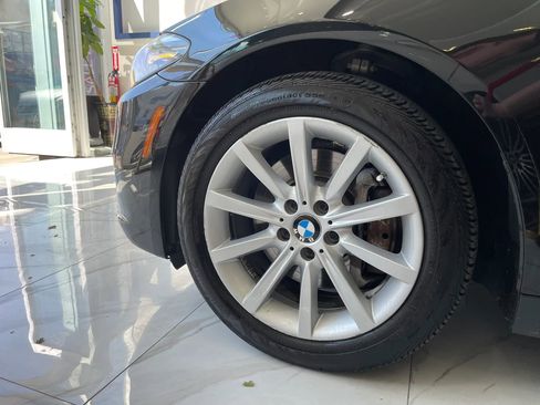 Used 2015 BMW 535i xDrive Sedan AWD/4WD image 30