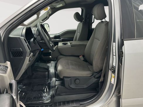 Used 2020 Ford F150 XLT image 9