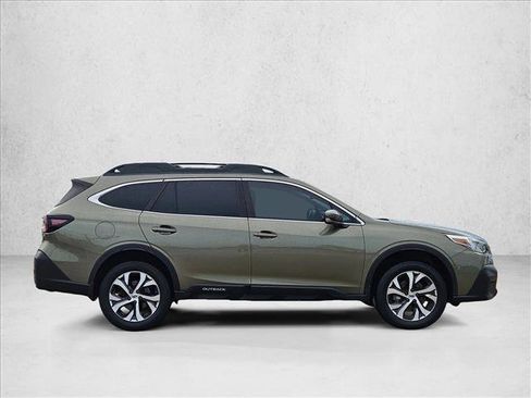 Used 2022 Subaru Outback Limited XT w/ Popular Package #2 AWD/4WD image 4