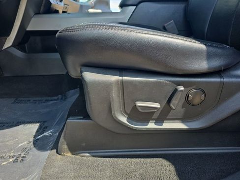 Used 2020 Ford F350 Lariat w/ Lariat Ultimate Package AWD/4WD image 28