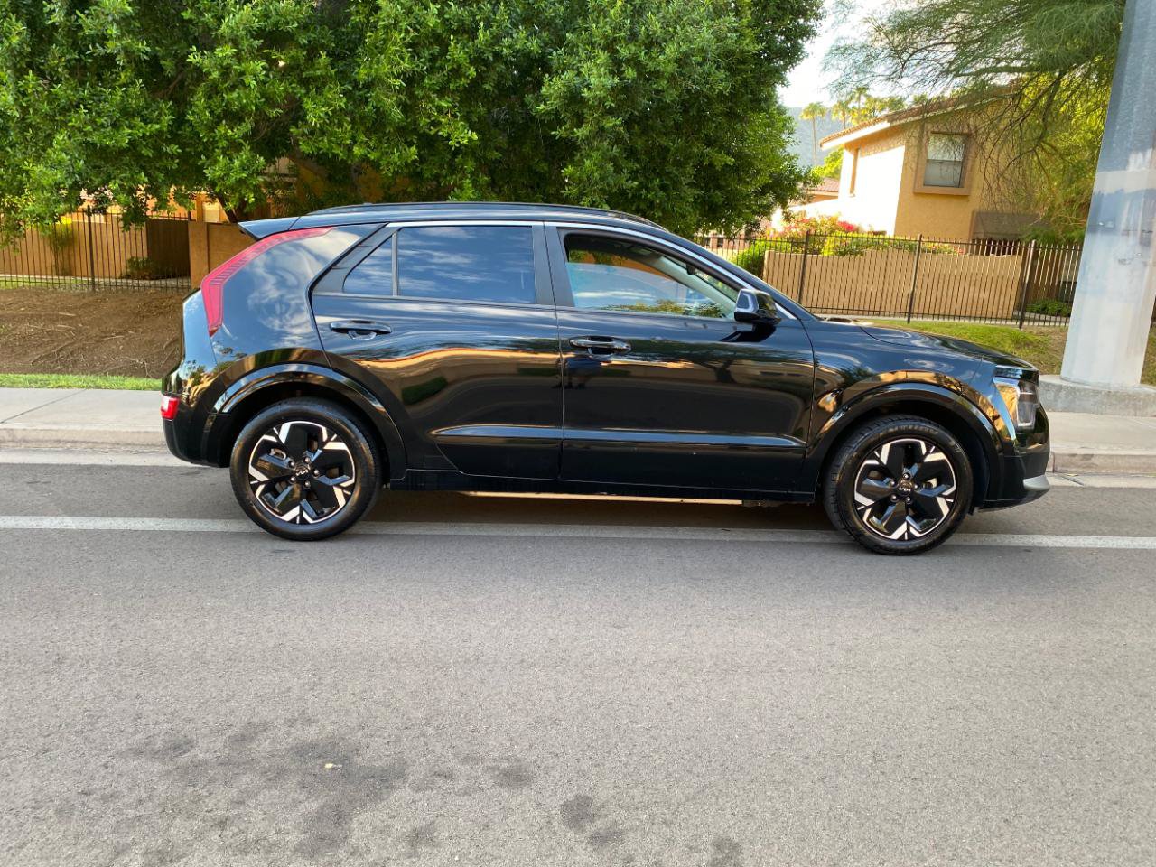 Used 2023 Kia Niro Wind FWD image 4