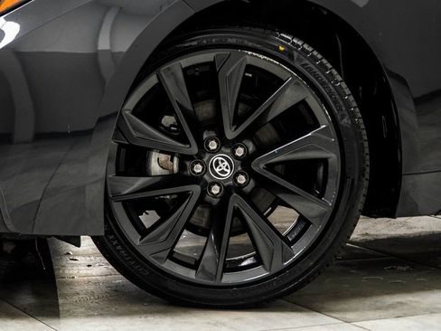 Used 2023 Toyota Corolla SE image 4